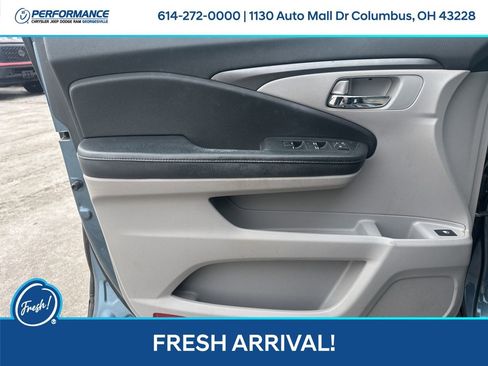 Used 2016 Honda Pilot LX image 11