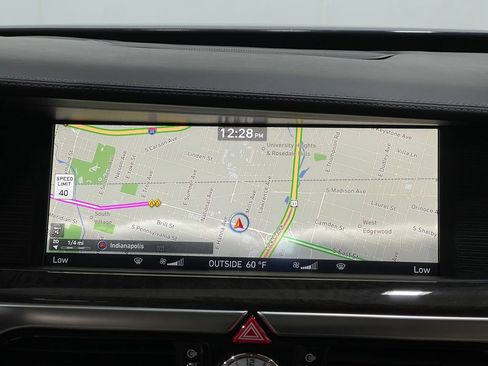 Used 2019 Genesis G90 5.0 Ultimate image 10