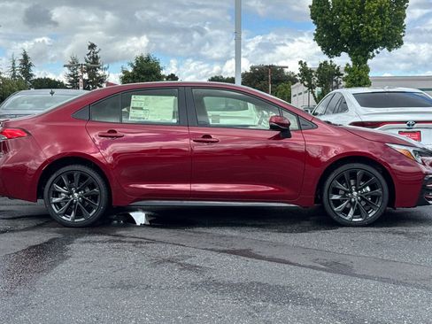 New 2026 Toyota Corolla SE FWD image 9