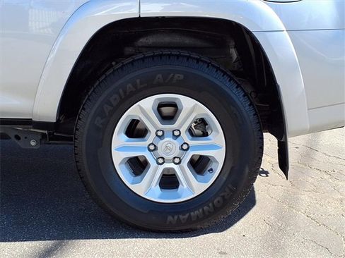 Used 2024 Toyota 4Runner SR5 image 7