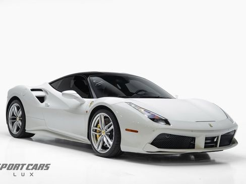 Used 2016 Ferrari 488 GTB Base image 1