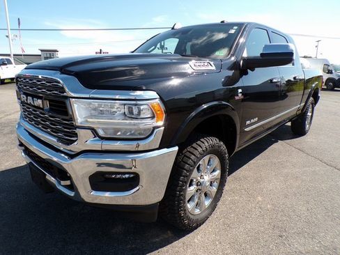 Used 2020 RAM 3500 Limited image 1
