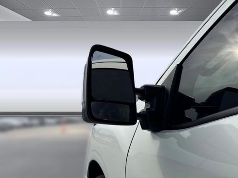 Certified 2021 Nissan Titan SV w/ SV Convenience Package image 20