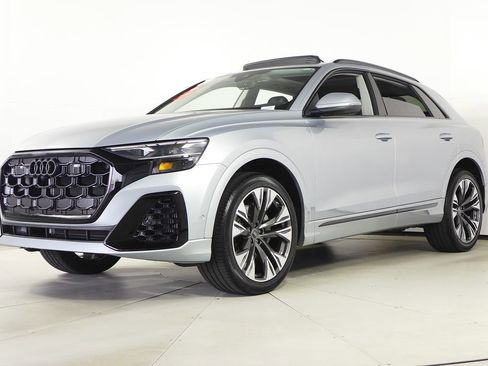 Used 2024 Audi Q8 Premium Plus w/ Premium Plus Package AWD/4WD image 2