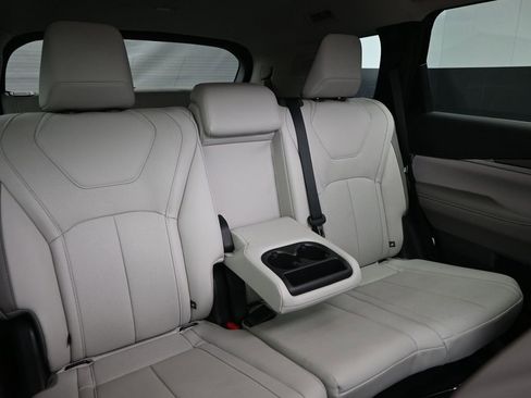 Certified 2026 INFINITI QX60 Pure w/ Cargo Package image 27