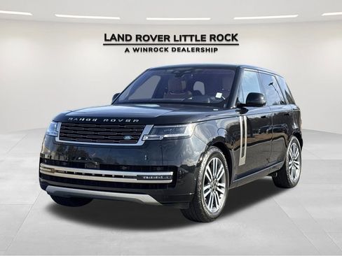 Used 2023 Land Rover Range Rover SE image 1