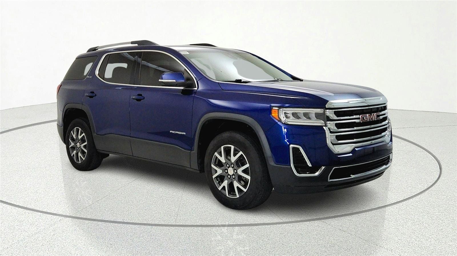 Used 2023 GMC Acadia SLE w/ Driver Convenience Package FWD image 1
