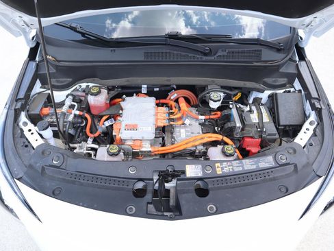 Used 2022 Chevrolet Bolt EUV Premier w/ Launch Edition FWD image 11