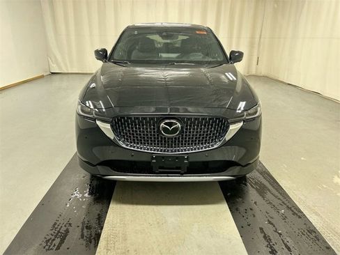 New 2025 MAZDA CX-5 Signature image 3