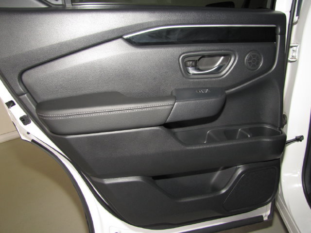 Certified 2026 Honda Passport RTL image 36