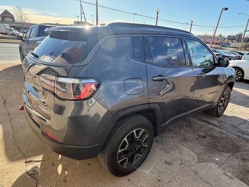 Used 2019 Jeep Compass Trailhawk w/ Cold Weather Group image 5