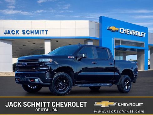 Used 2019 Chevrolet Silverado 1500 LT Trail Boss AWD/4WD image 1