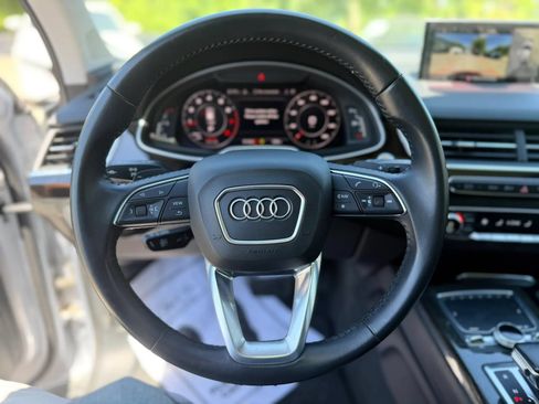 Used 2019 Audi Q7 3.0T Premium Plus w/ Premium Plus Package AWD/4WD image 37