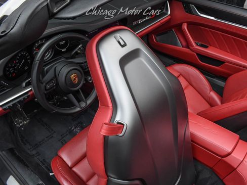 Used 2024 Porsche 911 Cabriolet image 27