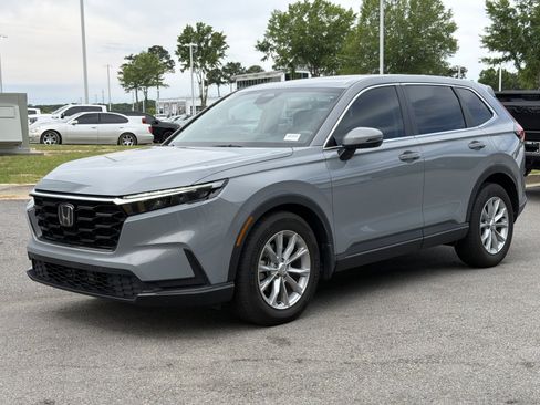 Used 2025 Honda CR-V EX image 7