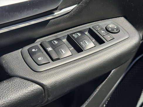 Used 2019 RAM 1500 Big Horn AWD/4WD image 16