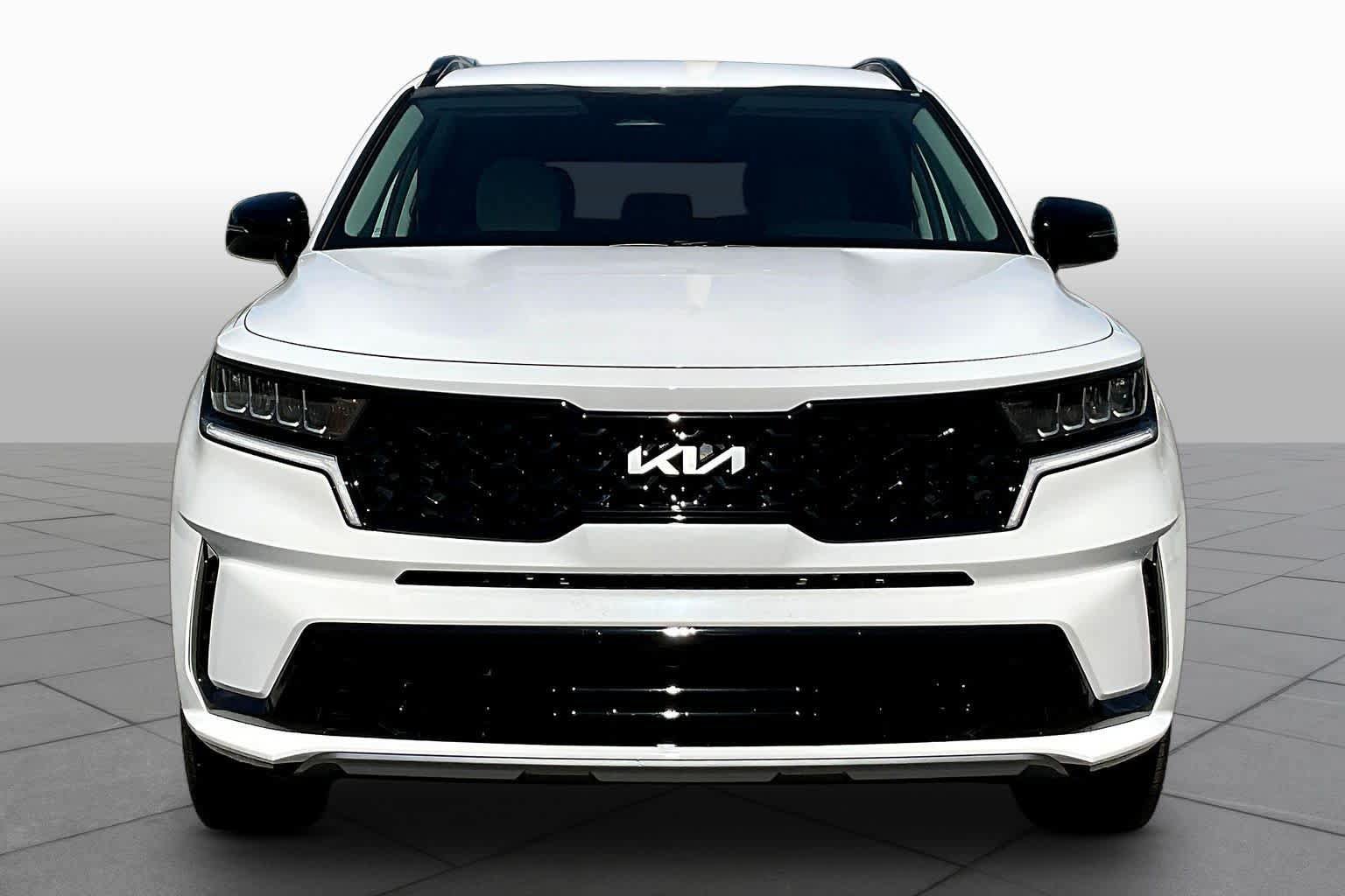 Used 2023 Kia Sorento S FWD image 4
