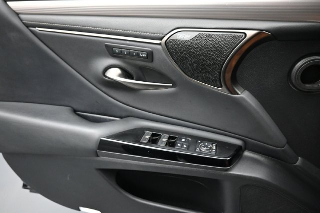Used 2022 Lexus ES 350 F Sport FWD image 16