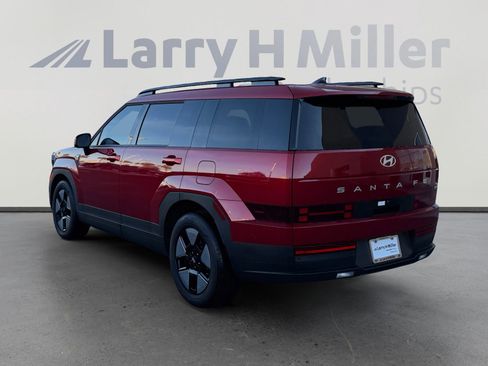 Certified 2025 Hyundai Santa Fe SEL image 4