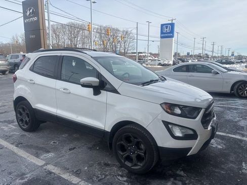 Used 2018 Ford EcoSport SES image 1