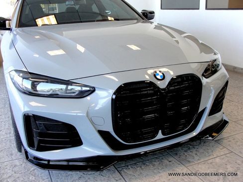 Used 2022 BMW M440i Coupe w/ Premium Package image 26