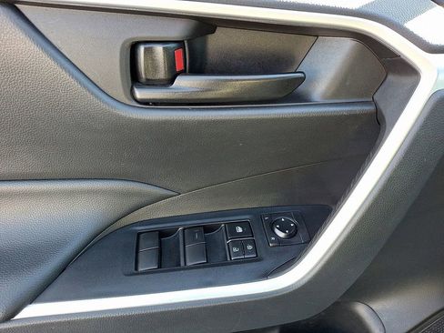 Used 2023 Toyota RAV4 LE image 13