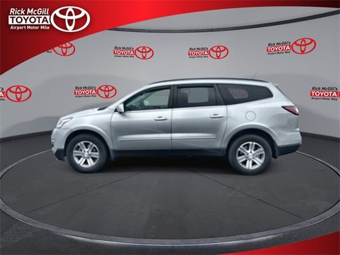 Used 2017 Chevrolet Traverse LT image 5