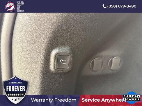 Used 2022 Jeep Cherokee Limited image 36