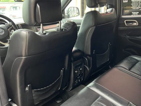 Used 2014 Jeep Grand Cherokee Limited image 15