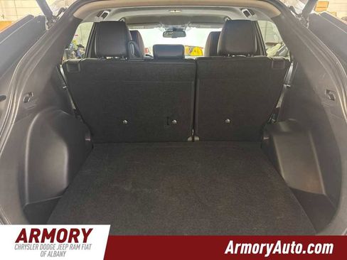 Used 2024 Mitsubishi Eclipse Cross SE image 28