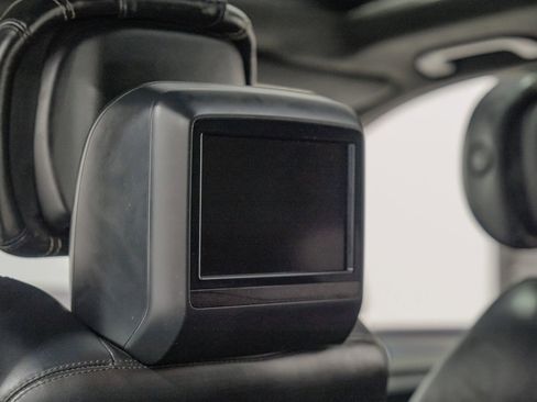 Used 2016 Mercedes-Benz GL 63 AMG 4MATIC image 46