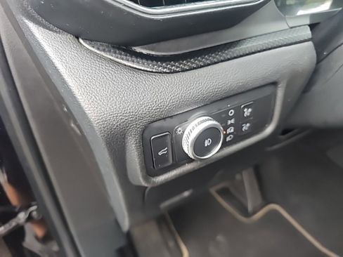 Used 2020 Ford Explorer ST w/ Premium Technology Package image 21