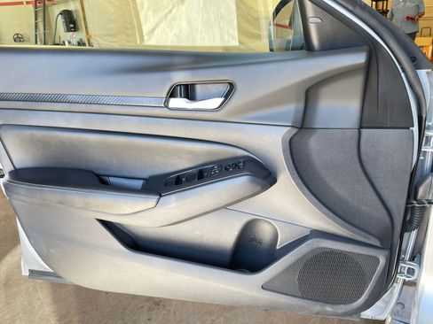 Used 2024 Nissan Altima 2.5 SV image 20