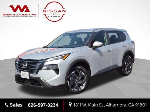Certified 2024 Nissan Rogue SV FWD image 1