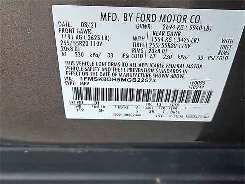 Used 2021 Ford Explorer XLT w/ Equipment Group 202A image 13