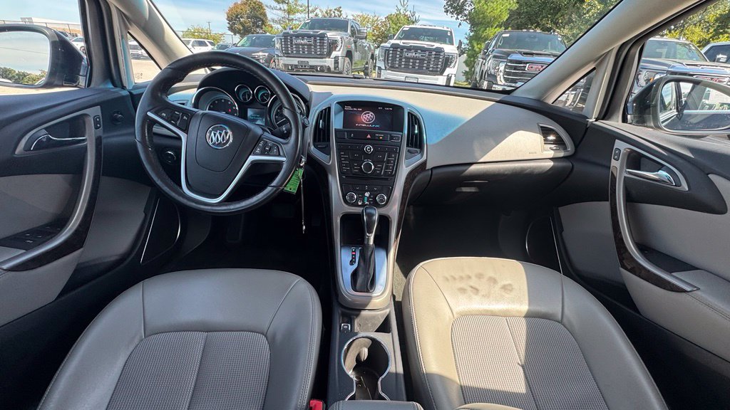 Used 2012 Buick Verano FWD image 10