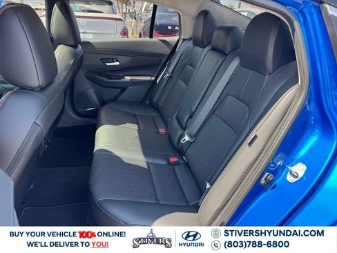 Used 2026 Nissan Sentra SR w/ SR Premium Package FWD image 22
