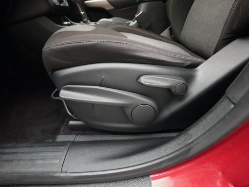 Used 2017 Jeep Cherokee Sport w/ Cold Weather Group image 28