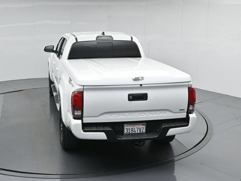Used 2019 Toyota Tacoma TRD Sport RWD image 43