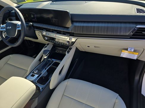 New 2025 Kia Telluride EX w/ EX Captain's Chair Package image 14