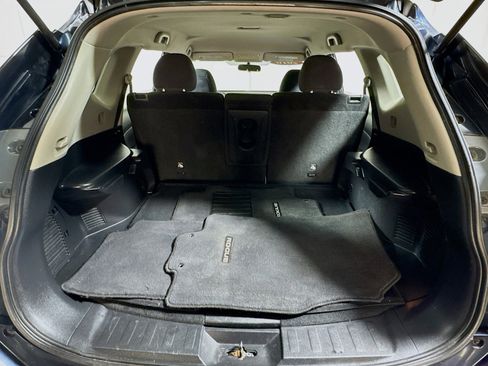 Used 2016 Nissan Rogue S image 23