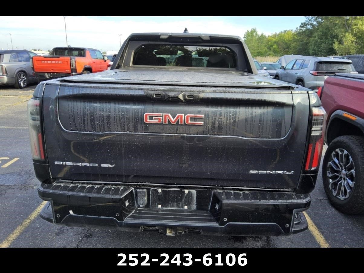 Used 2026 GMC Sierra EV Denali AWD/4WD image 3