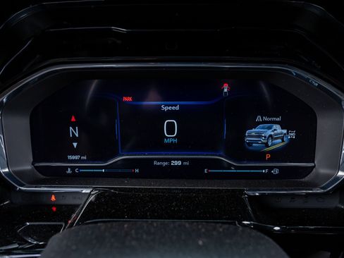 Used 2022 Chevrolet Silverado 1500 ZR2 w/ Technology Package image 20