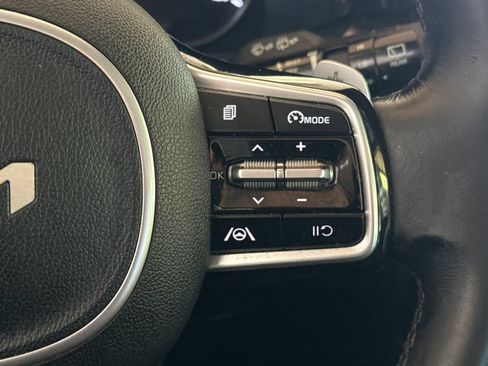 Used 2022 Kia Sorento S FWD image 34