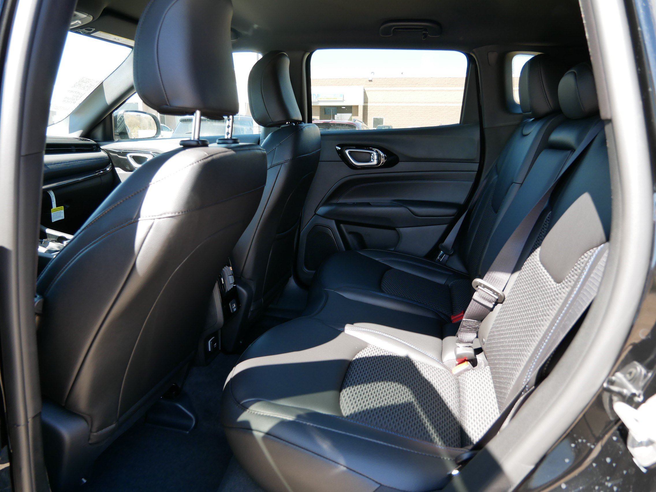 New 2026 Jeep Compass Latitude AWD/4WD image 8