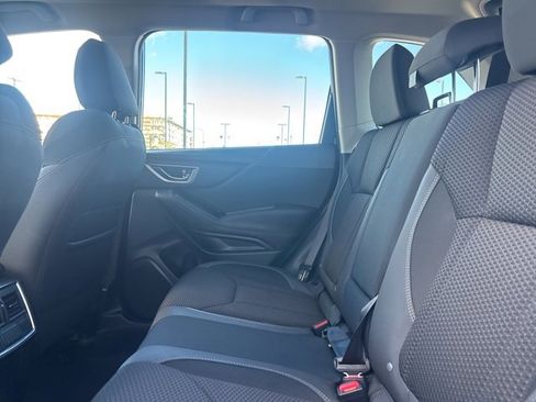 Used 2023 Subaru Forester Premium image 19