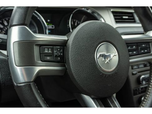 Used 2014 Ford Mustang GT Premium image 24
