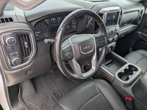 Used 2022 GMC Sierra 1500 SLT AWD/4WD image 10