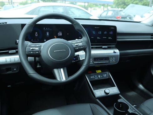 New 2026 Hyundai Kona SEL Premium FWD image 2