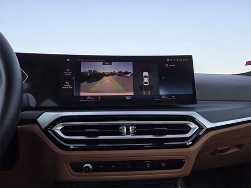 Certified 2024 BMW 330i Sedan w/ Convenience Package image 22